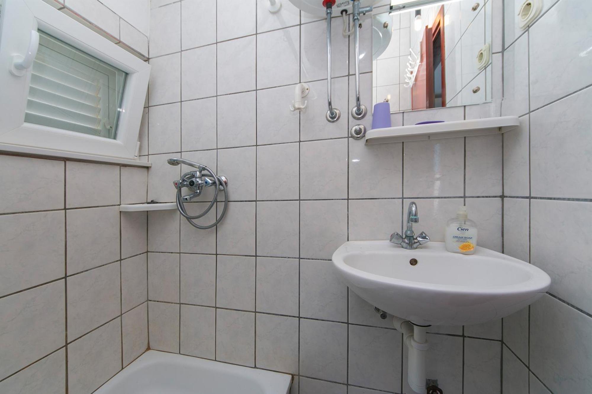 Apartments By The Sea Podaca, Makarska - 516 Bilik gambar