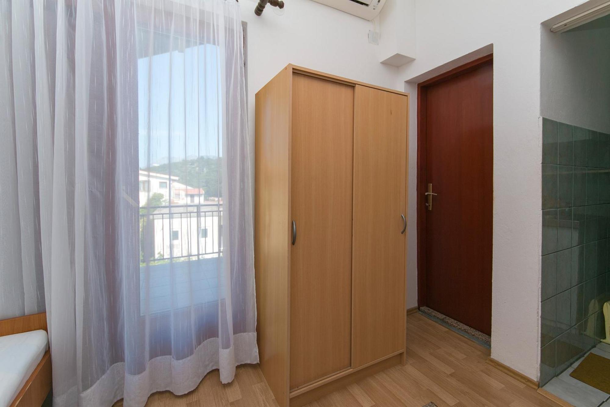 Apartments By The Sea Podaca, Makarska - 516 Bilik gambar